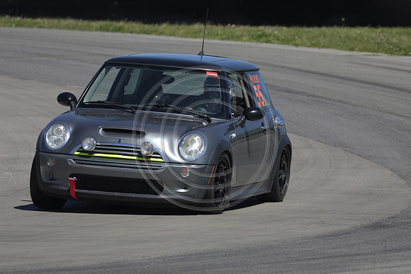 3Q2A4786