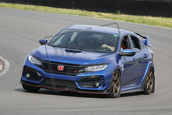 3Q2A1222