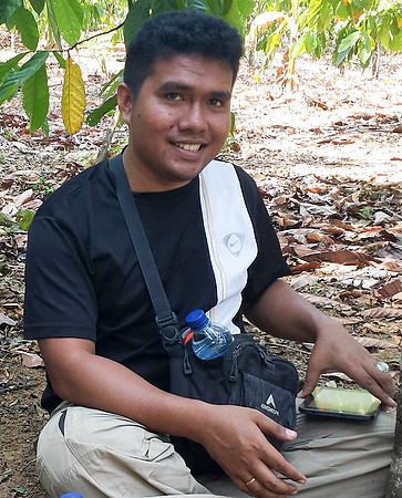 Special Thanks to our Sulawesi Guide Esli Kakauhe!