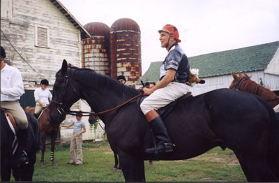 5-26-03bobgetsthefox2