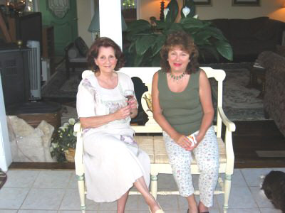 07-10-03_MaryAlice&Harriott.jpg