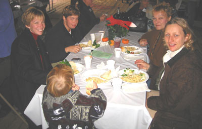 10-19-02gangfood