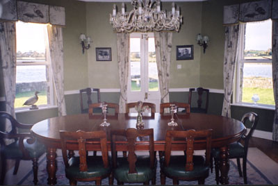 10-22-02diningroom