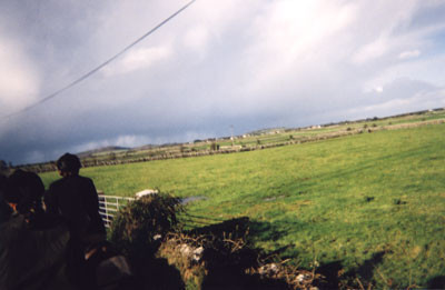 10-22-02fieldsky
