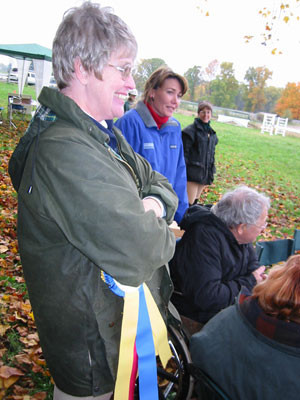 10-27-02landownersmile