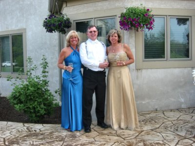 05-01-04_Mike&Anne&Pam