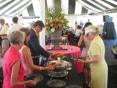 05-08-04_Buffet