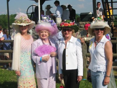 05-08-04_HatWinners