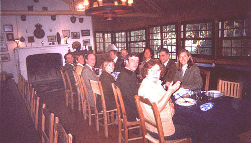 11-3-03portugallunch500